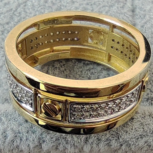 Кольцо в красном золоте с бриллиантами